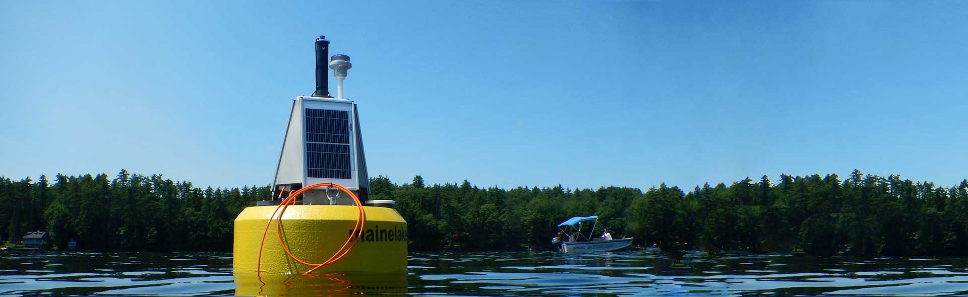 Lake monitoring buoy
